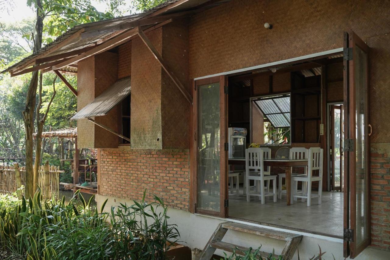 Art House At Chiangdao - Lake House Chiang Dao Esterno foto