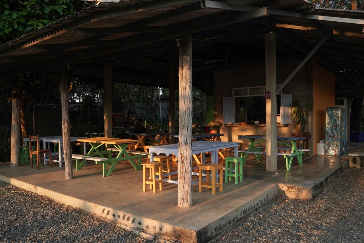 Art House At Chiangdao - Lake House Chiang Dao Esterno foto