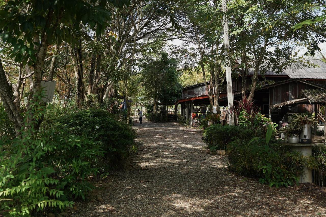 Art House At Chiangdao - Lake House Chiang Dao Esterno foto